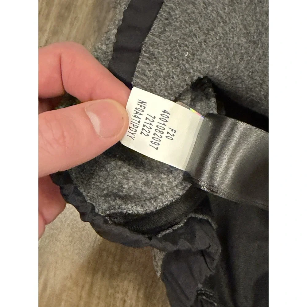 The North Face Boys Medium Gray Black Denali Fleece Full Zip Jacket Coat L